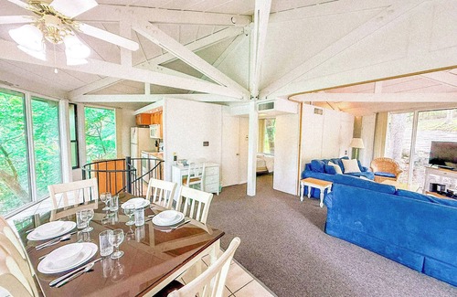 Village of Four Seasons House | Treetop Village30-2Bed/2Bath/Lakefront/Lakeview/Pools/Dock/6-8PP-Four Seasons Area