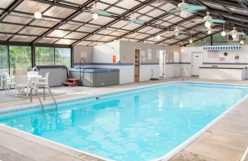 Village of Four Seasons House | Treetop Village-3bed3bathpoolsdocks6-8pp