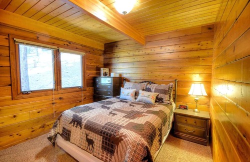 Yosemite West House | Treetops Cabin