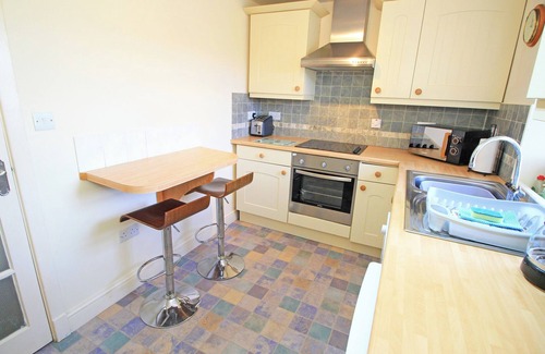 Porthmadog Cottage | Treetops Flat