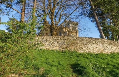 Rodborough House | Treetops