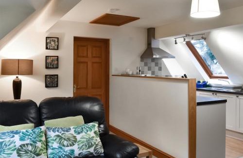 Rodborough House | Treetops