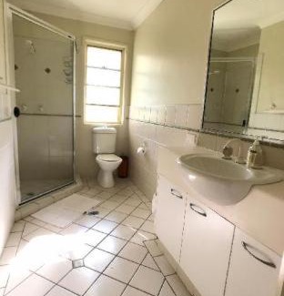 Byron Bay Apartment | Treetops Lakeside Apartments