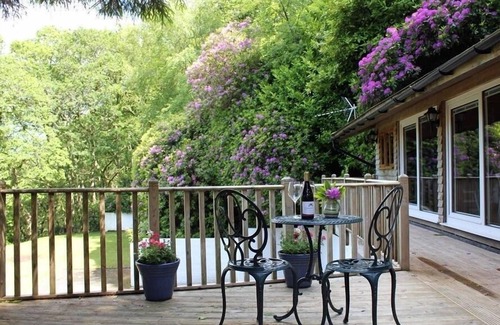 Oare Cottage | TREETOPS, pet friendly, with a garden in Woody Bay