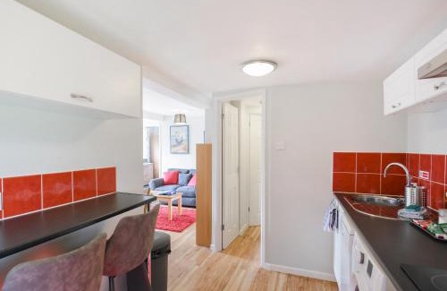 Aberdovey House | Treetops - Uk47210
