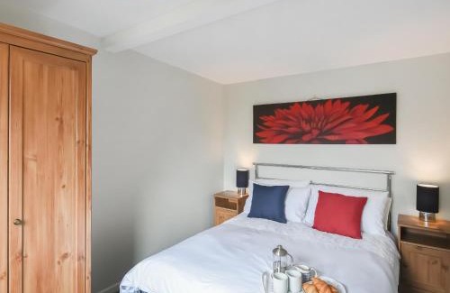 Aberdovey House | Treetops - Uk47210