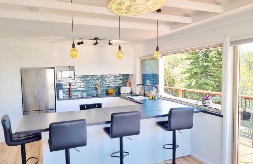 Kiama House | Treeview - A beautiful 3-Bed House in Kiama