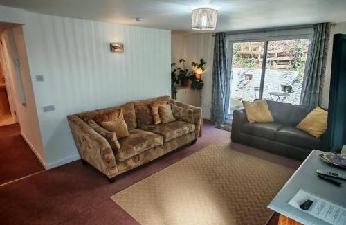 Cardigan Apartment | Treforgan Newydd