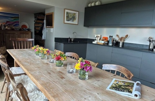 Boscastle House | Tregrylls Barton a Stunning & Stylish Cornish Barn Retreat