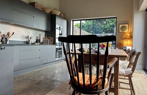 Boscastle House | Tregrylls Barton a Stunning & Stylish Cornish Barn Retreat
