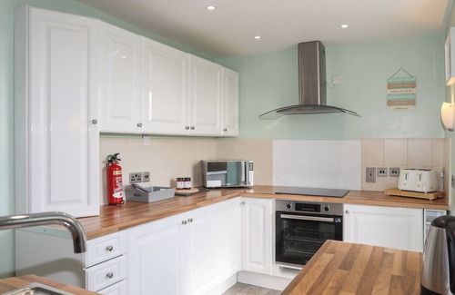 Cemaes Bay Cottage | Tregynrig Bach
