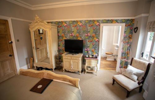 Malvern Bed & Breakfast | Treherne House & The Malvern Retreat
