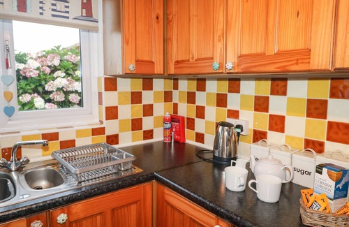 Delabole Cottage | TRELENGEL, pet friendly, character holiday cottage in Delabole