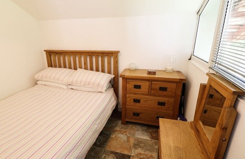 Llanteg Cabin | Trelessy Lodge, AMROTH