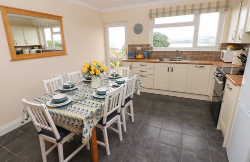 Newport Cottage | Trem Y Morfa