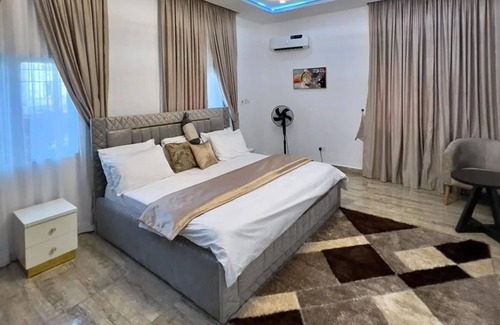 Abuja Hotel | Trend's Place Abuja