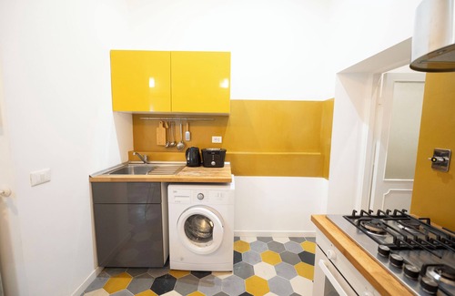 San Lorenzo House | Trendy And Comfy Apartment In Hip San Lorenzo