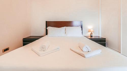 Marvila Apartment | Trendy Apartment River View By Gthouse