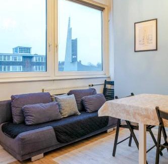 Schoeneberg Apartment | Trendy Apartments