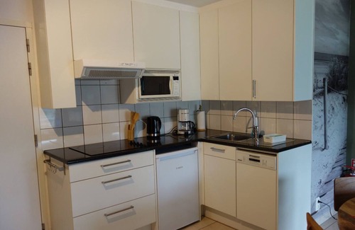 Bredene Apartment | Trendy app. with pool, closeby dunes/beach/nature