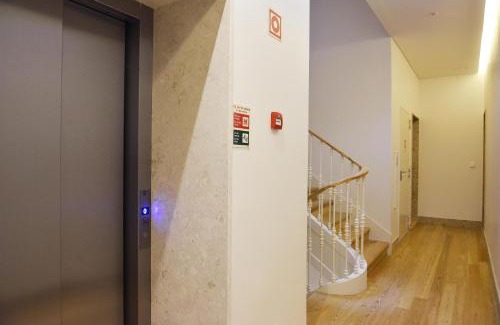 Chiado Apartment | Trendy Chic - Checkinhome