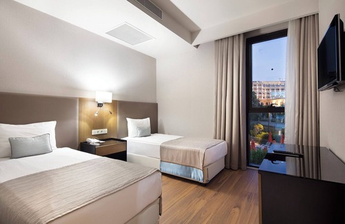 Lara Hotel | Trendy Lara Hotel