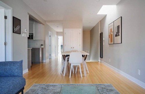 Mile-Ex Apartment | Trendy Little Italy 3 Bedroom Condo by Denstays