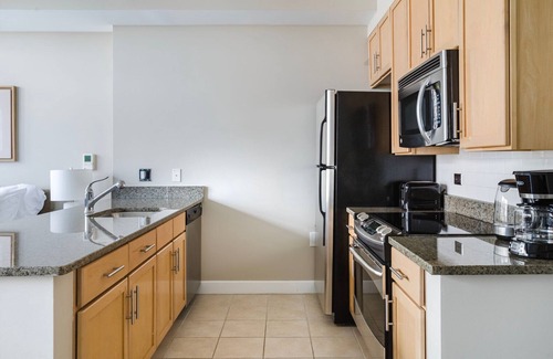 Mount Vernon Square Apartment | Trendy Mount Vernon Studio w/Yoga & Game Room, nr Arena, by Blueground