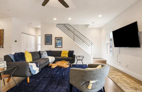Highland House | Trendy Upscale Highlands Home 4 bedrooms Sleeps 10