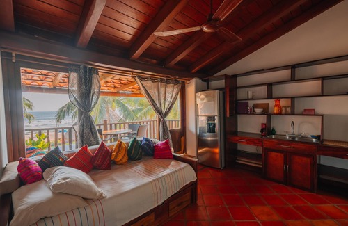 Troncones Hotel | Tres Mujeres Hotel and Yoga Retreat