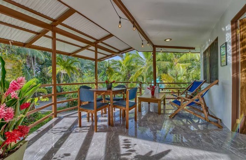 Punta Uva House | Tres Pipas - Mayor - Beachfront Arrecife, Wifi, AC