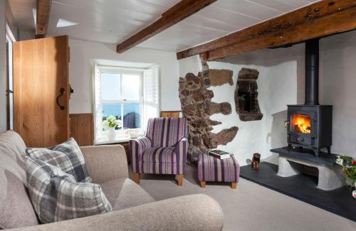 Coverack House | Trevarrow Cottage