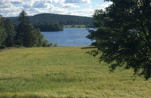 Falun House | Trevligt fritidshus 20 km utanför Falun Dalarna Wi-Fi Sjönära