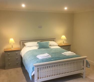 Wadebridge Bed & Breakfast | Treweens