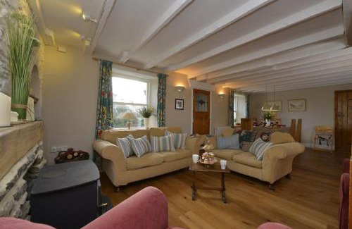 Carnhedryn House | Trewellwell Cottage