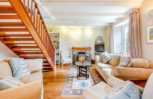 Carnhedryn House | Trewellwell Cottage