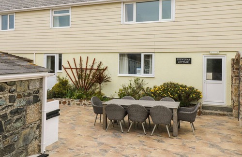 Mullion House | TREWENNA, pet friendly, with pool in Mullion