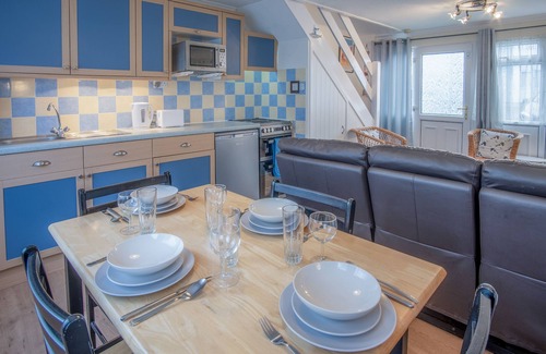 Pembroke Ski Chalet | Trewent Park - 2 Bed - Freshwater East