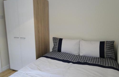 Londonderry House | Tri Ard House Derry City Centre town house