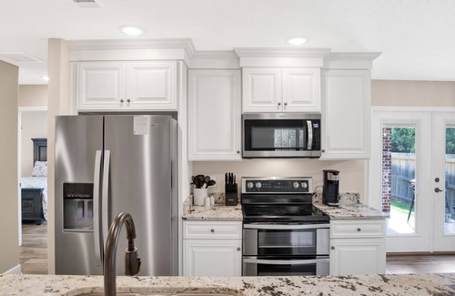 Florida Panhandle House | Tri-Haven Retreat: 3 Homes for Ultimate Getaways!