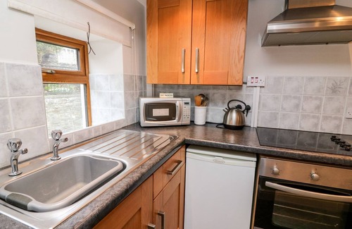 Rhayader Cottage | TRIANGLE INN COACHOUSE, pet friendly in Rhayader
