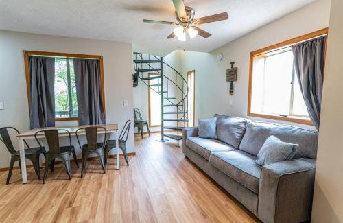 Indian Point Villa | Tribesman #22 Renovated, Near Silver Dollar City