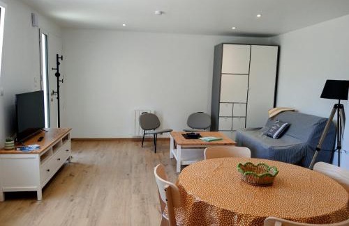 Arzon Apartment | Tribord Bâbord linge de maison fournis Parking WIFI
