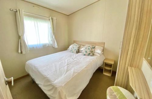 Paignton Resort | Trieste, Waterside