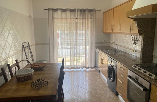 Ameijeira Apartment | Trindade - 3 Bedroom Apartment
