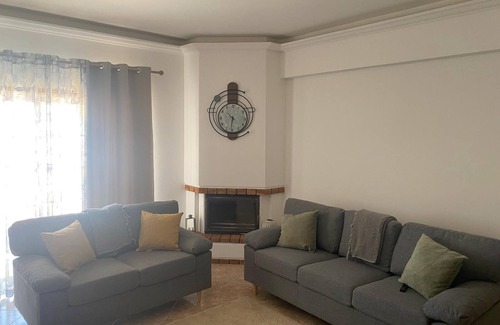 Ameijeira Apartment | Trindade - 3 Bedroom Apartment