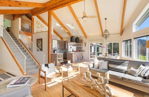 Glen Ellen House | Trinity By Kohmsa Stays