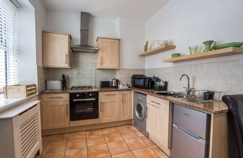 Torquay City Centre Apartment | Trinity Mews