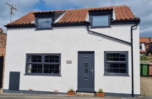 Sewerby House | Trinket - The Cliff Top Cottage