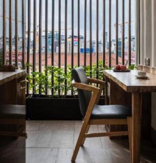 Nguyen Thai Binh Hotel | Triple E Hotel Fine Art Museum
